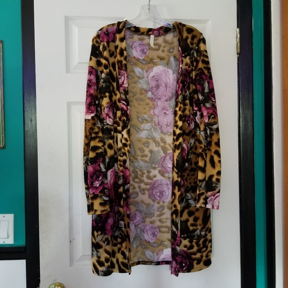 Mittoshop NWOT Leopard & Floral Print Cardigan S - Picture 3 of 9